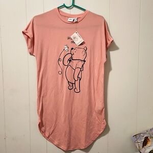 NWT WINNIE THE POOH SHIRT